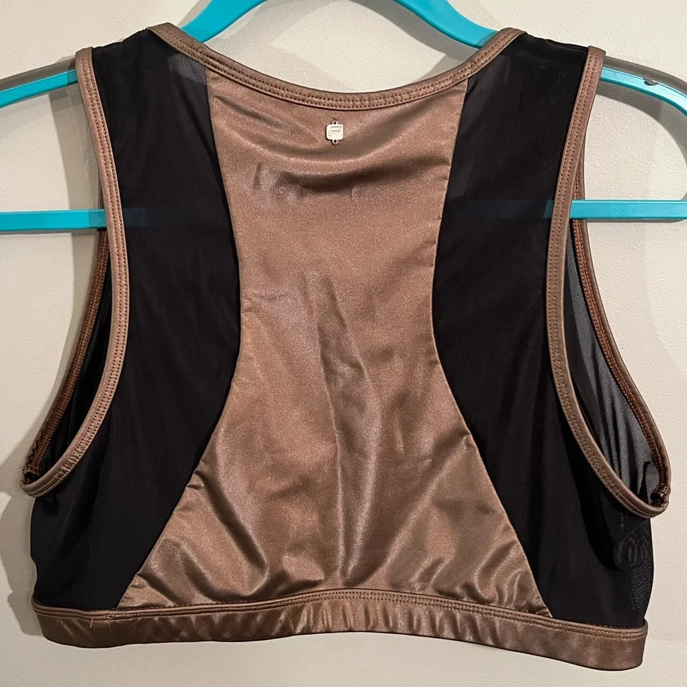 Fabletics flat metallic